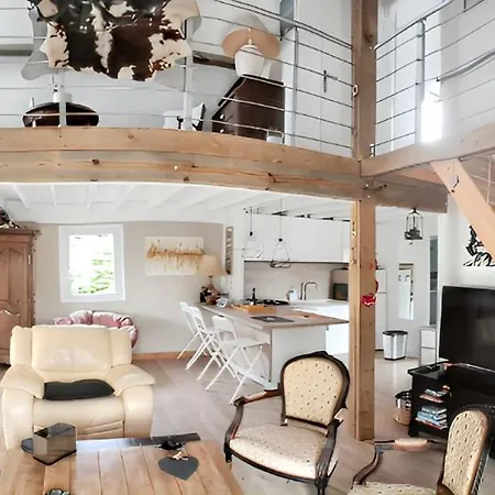 Maison Charmante A Avec Jardin Clos