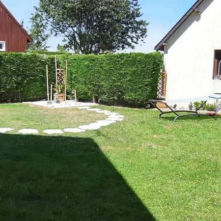 Maison Charmante A Avec Jardin Clos Ferienhaus *