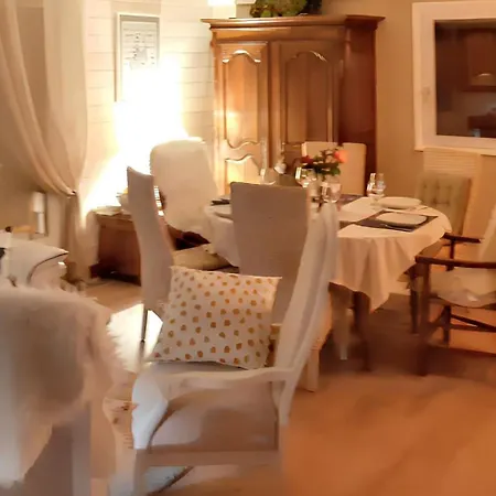 Maison Charmante A Avec Jardin Clos