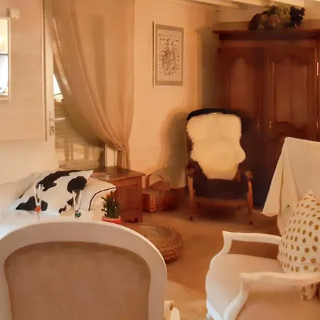 Holiday home Maison Charmante A Avec Jardin Clos Colleville-Montgomery