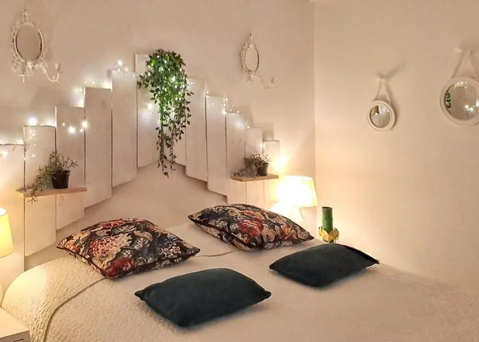 בית נופש Maison Charmante A Avec Jardin Clos