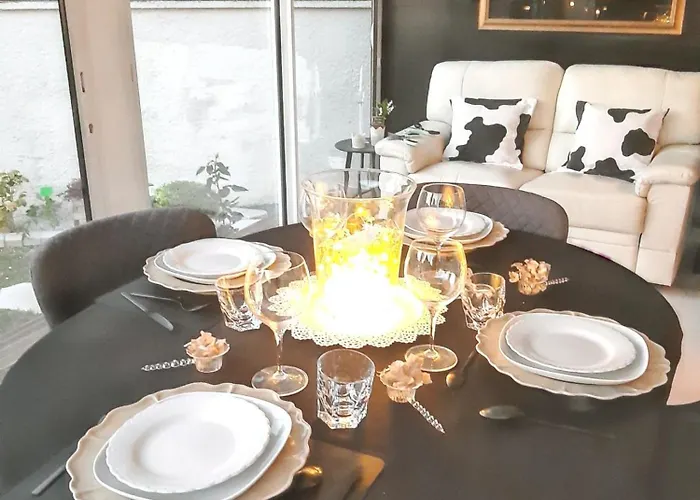 Maison Charmante A Avec Jardin Clos *